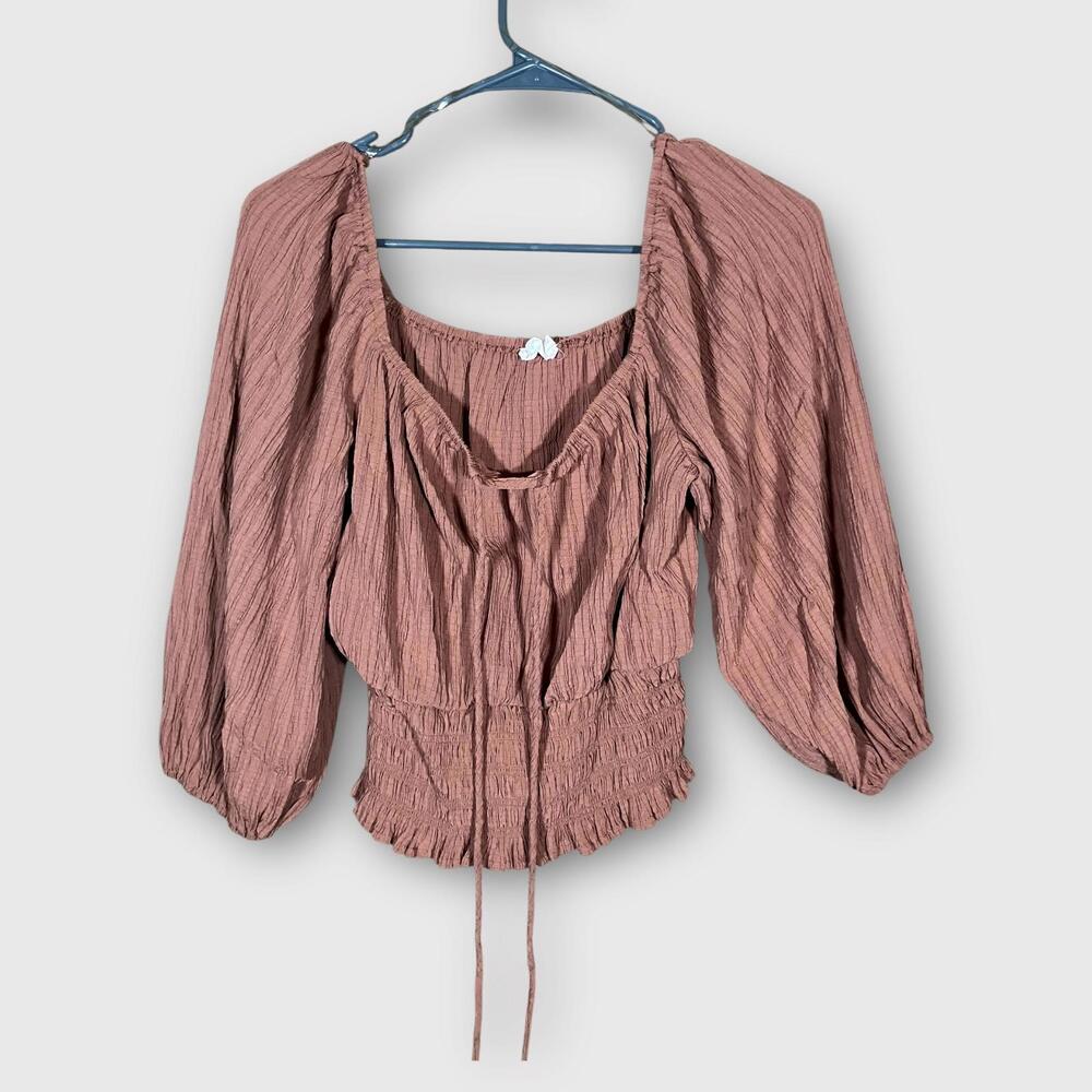 Lush Smocked Off Shoulder Crop Top Women’s Size Small Mauve